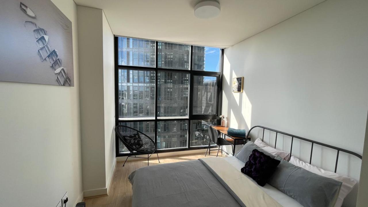 Wentworth Point Oversized Balcony View Apartment Sydney Exterior photo